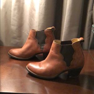 Women’s Brown Frye Booties Size 7